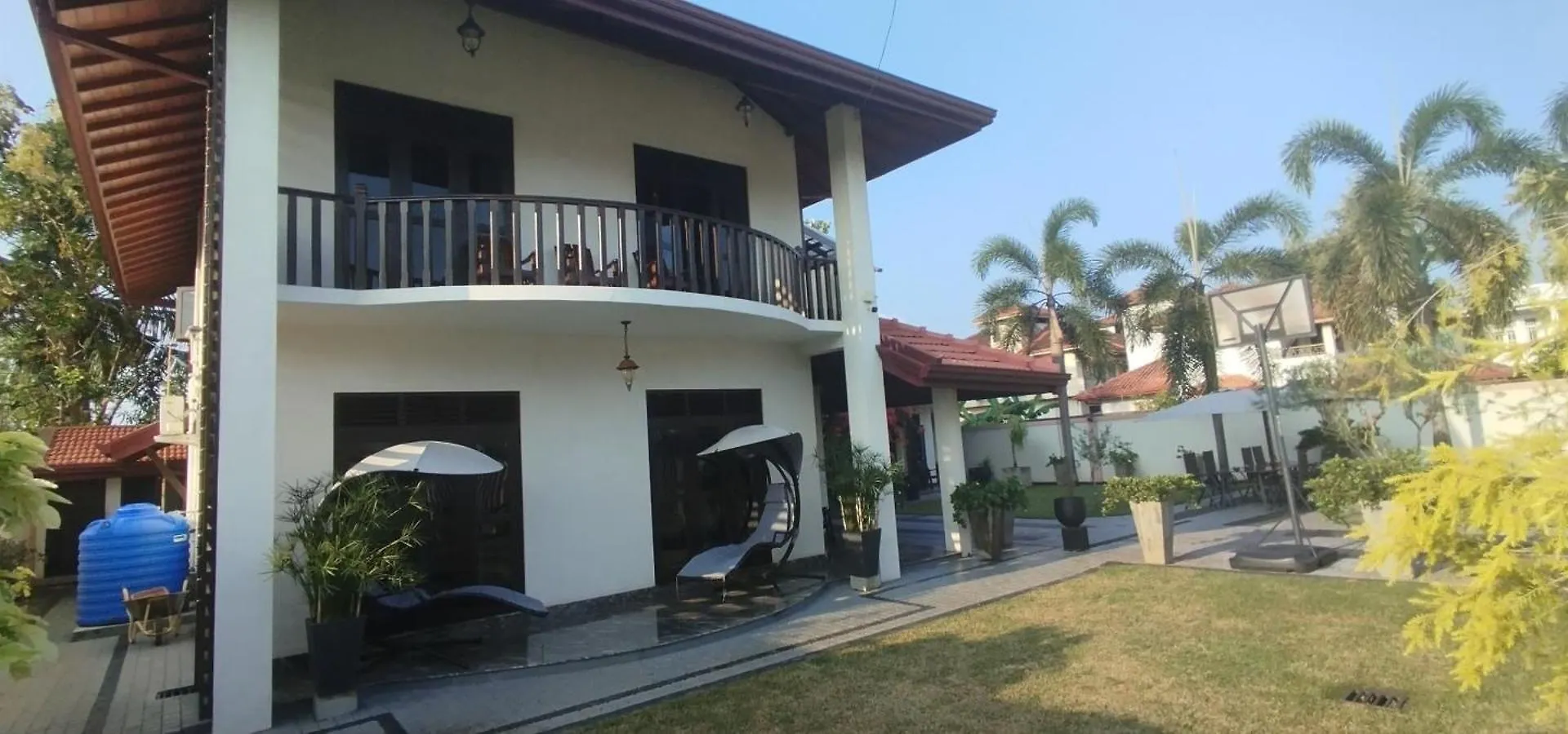Sella Villa Seeduwa Sri Lanka