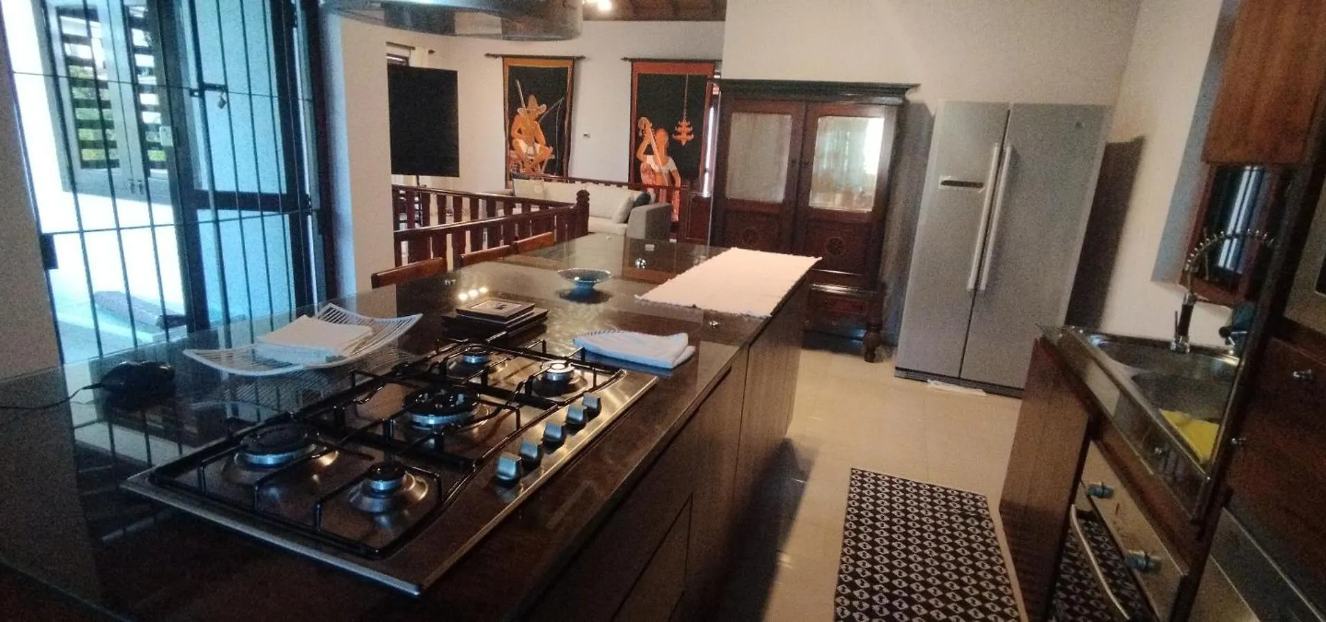 Sella Villa Seeduwa Bed & Breakfast