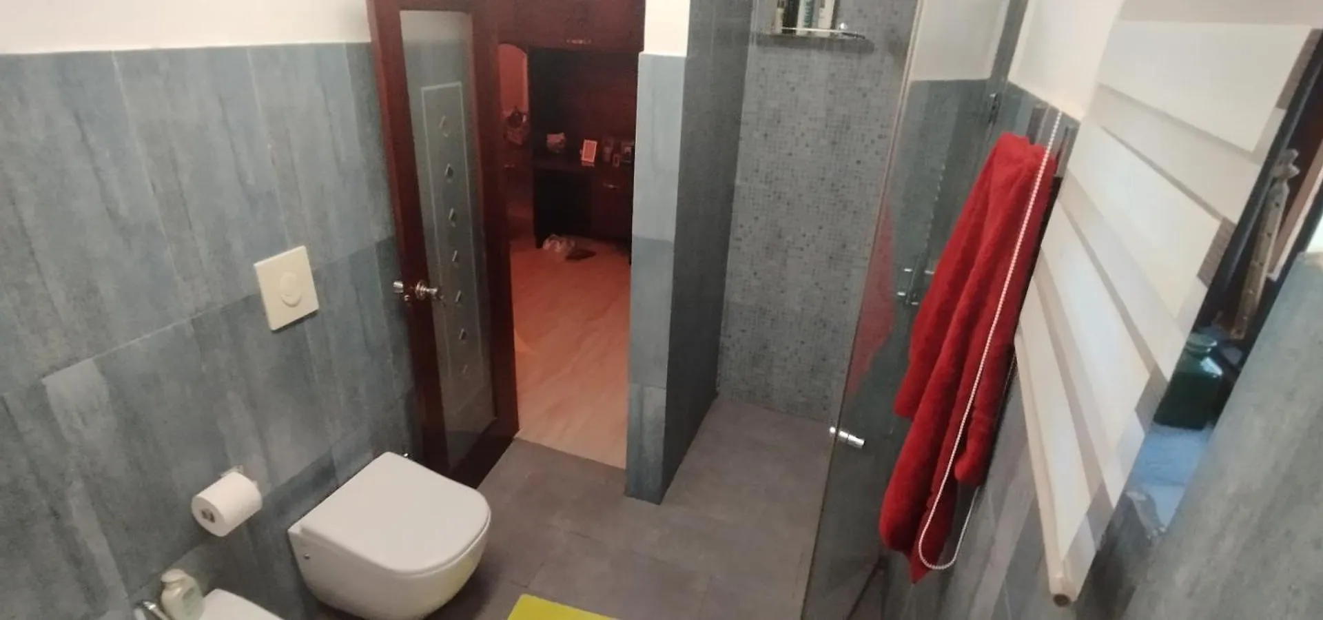 Sella Villa Seeduwa Bed & Breakfast